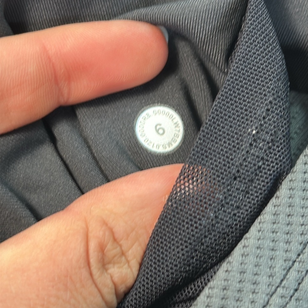 Lululemon Esker Short *lululemon lab Graphite Grey - Picture 5 of 7